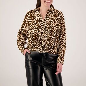 John Paul Richard Animal Print Blouse Size Twist- Front Hem XL NWT